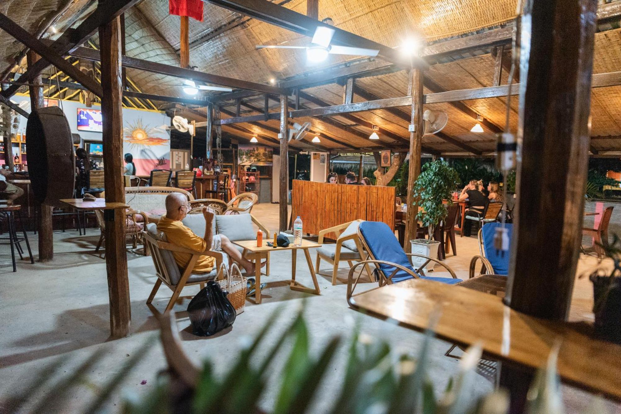 Le Soleil Hotel Kep Bagian luar foto