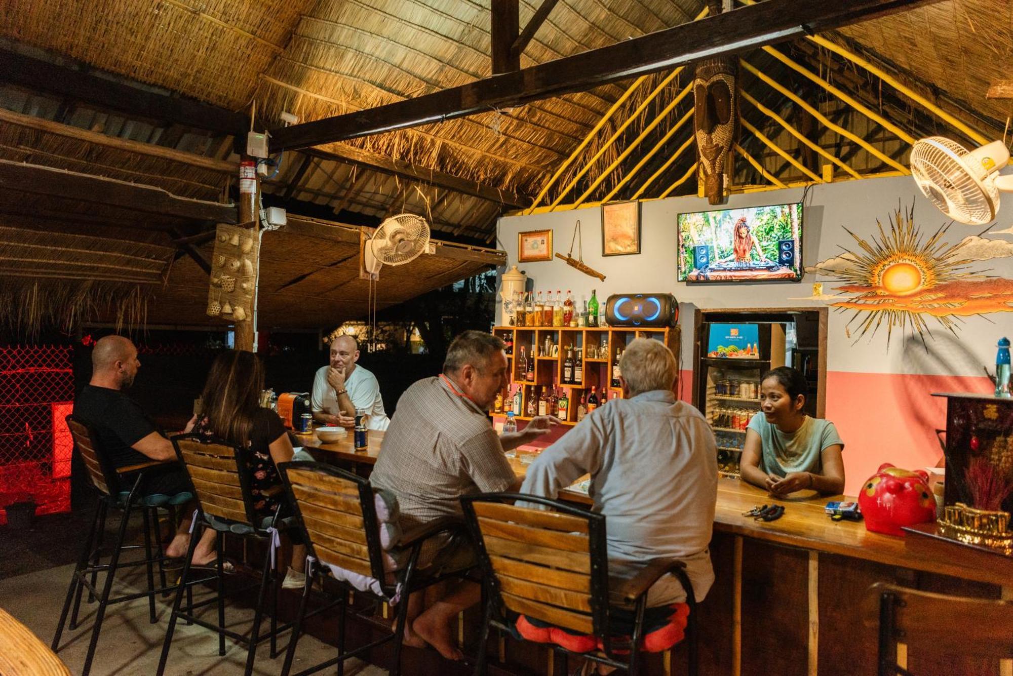 Le Soleil Hotel Kep Bagian luar foto